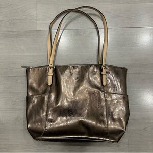 Michael Kors Jet Set Gold Metallic Shoulder Handbag Purse Signature Logo Design